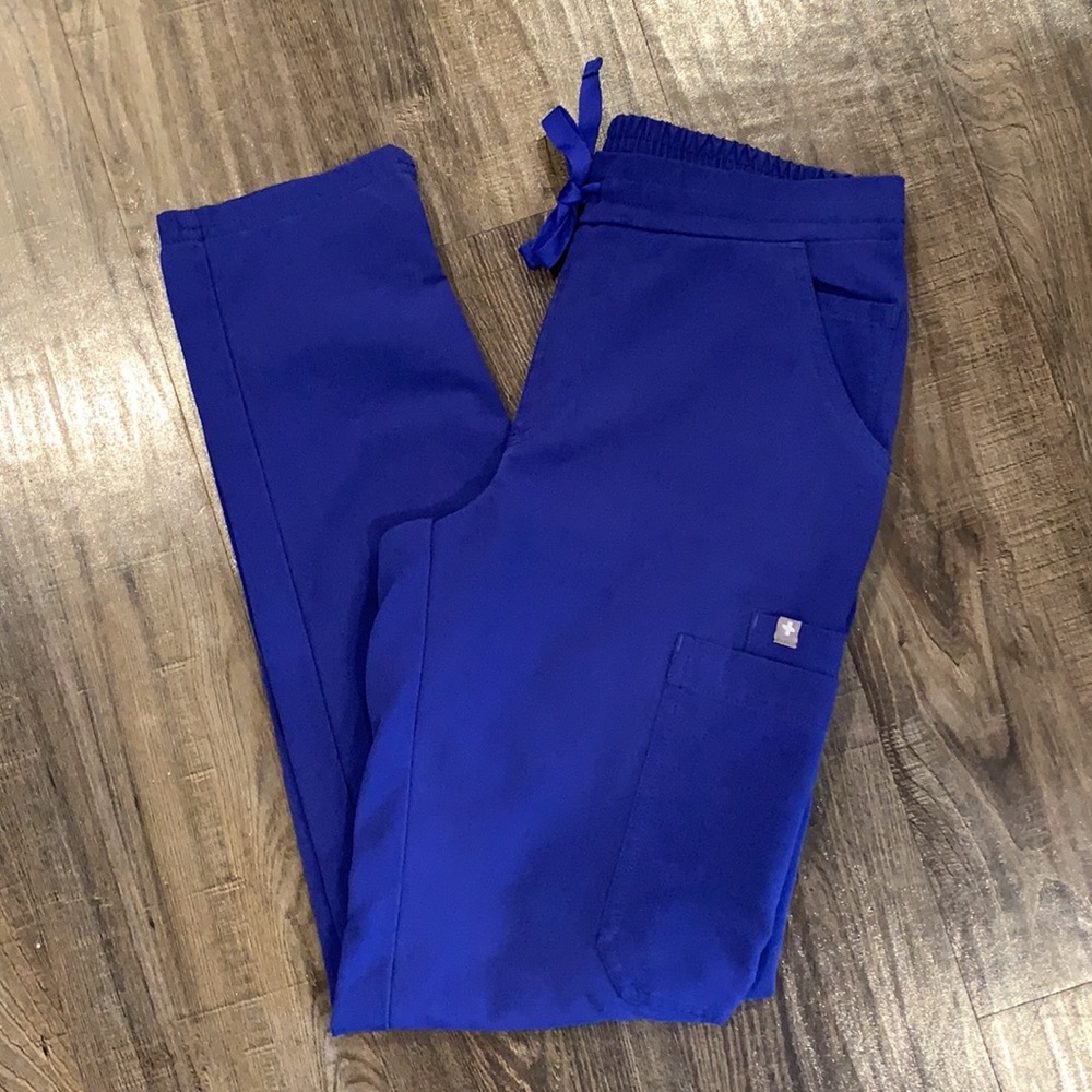 Figs yola skinny scrub pants